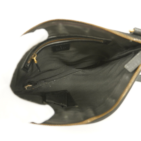 Gucci GG Canvas Shoulder Bag - Picture 4 of 11